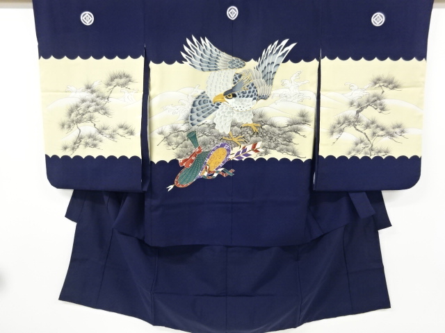リサイクル　鷹に松荒波模様刺繍紋付男児着物アンサンブル　袴セット